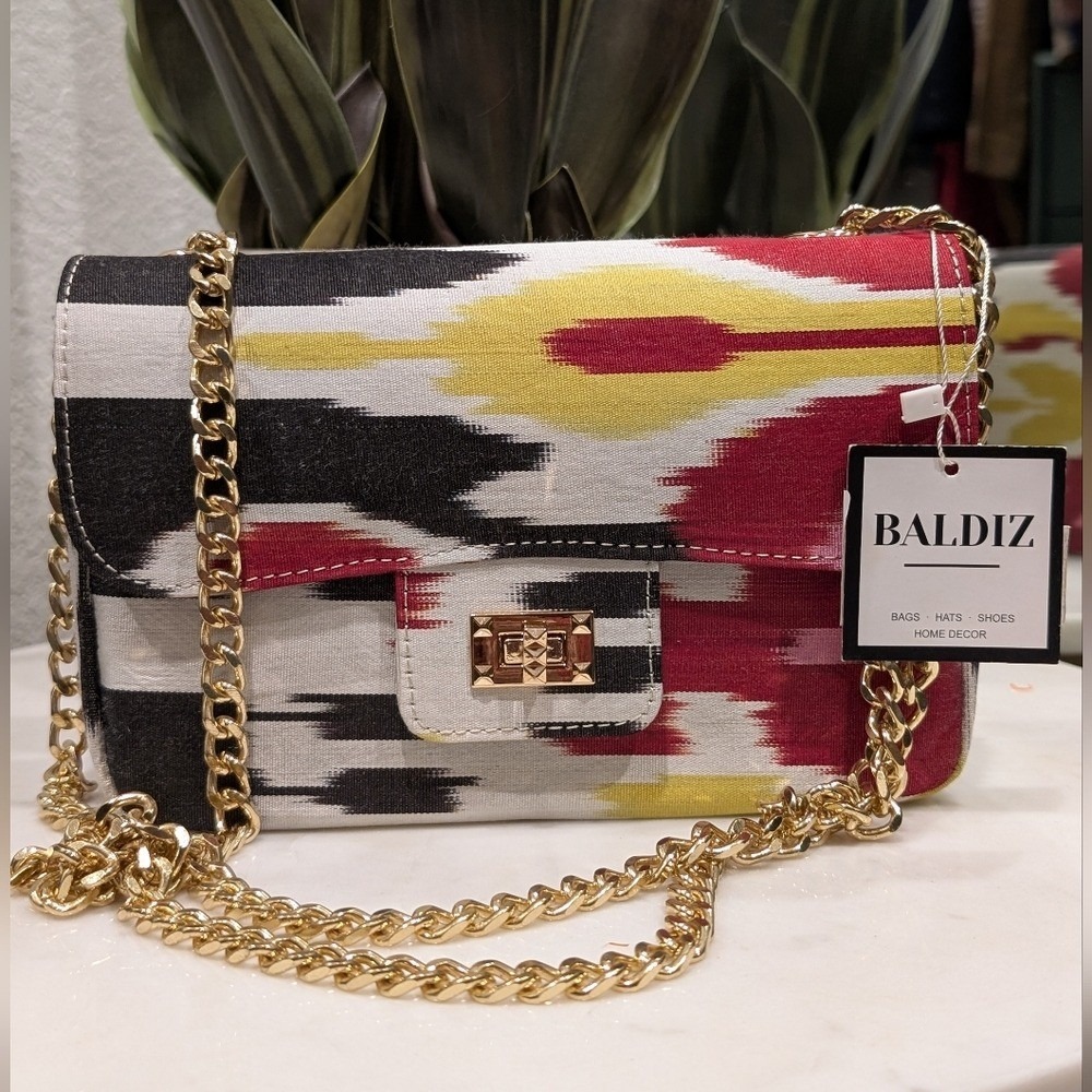 NWT Baldiz Brooke Bag Purse Red and Black Ikat Pattern‎ Chain Strap
